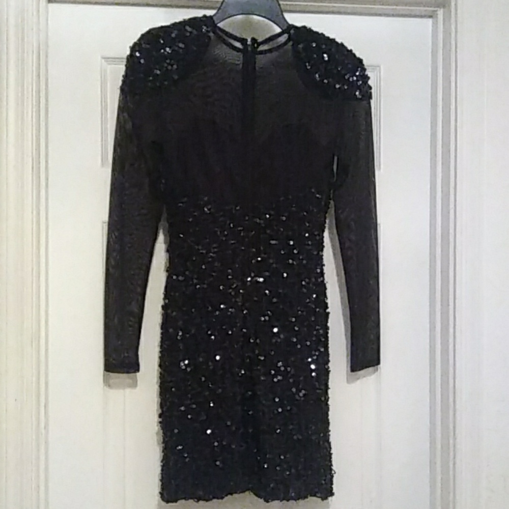 Dress - Picture 3 of 6